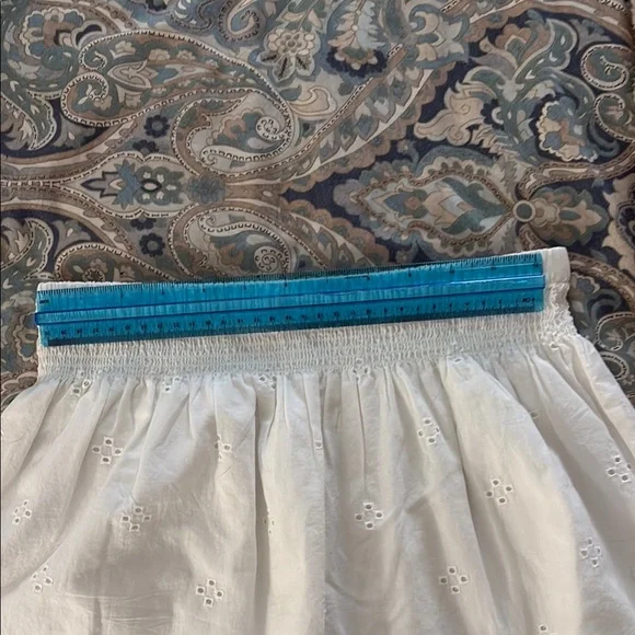 Madewell White Eyelet Skirt - Picture 2 of 5